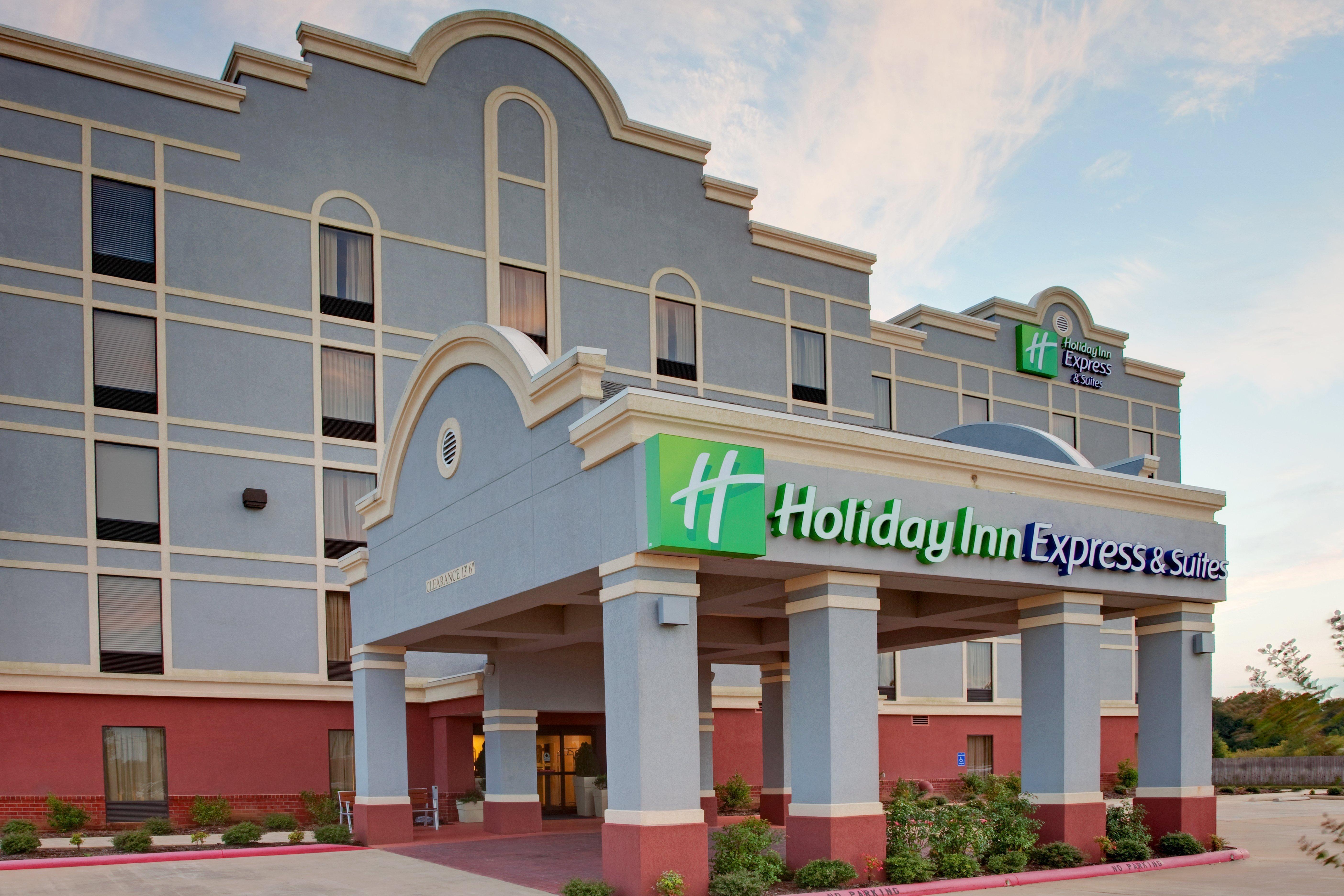 Holiday Inn Express & Suites Greenwood Kültér fotó